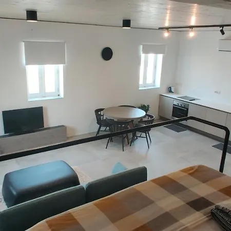 No 60, 3rd Floor, Centrally Located, Fully Equipped Apartment