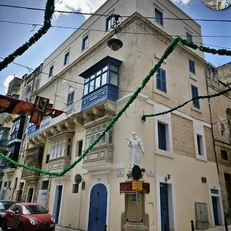 No 60, 3rd Floor, Centrally Located, Fully Equipped * Il-Furjana